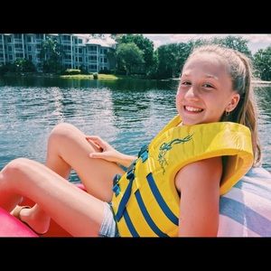 Meet your Posher, Bailey-rose